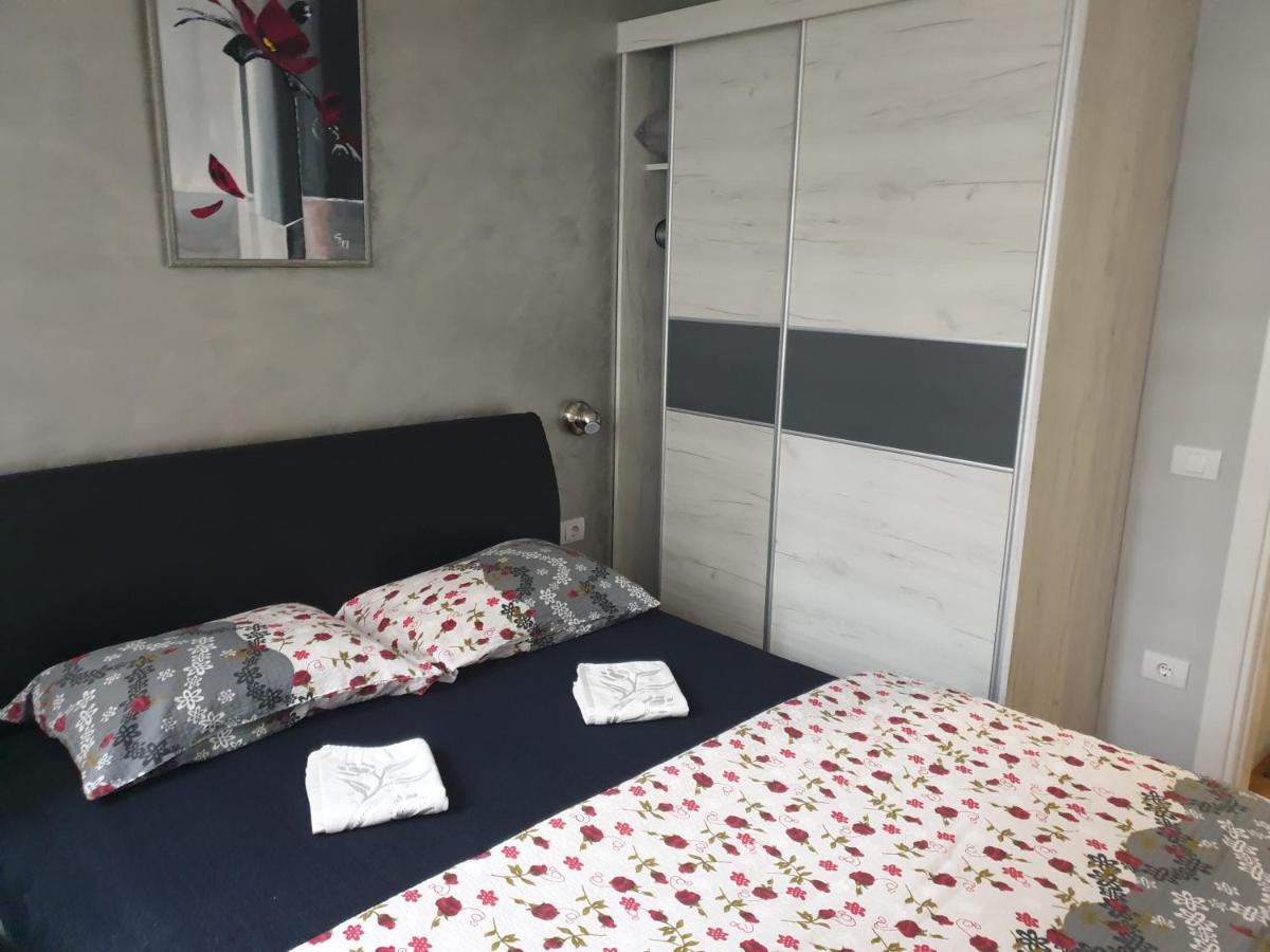 Appartement Elena Lux à Užice Extérieur photo